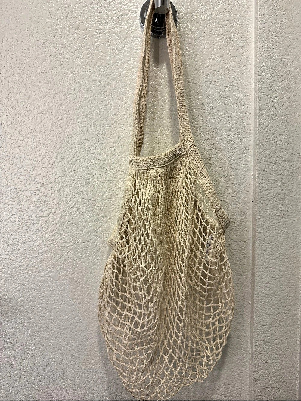 H&M Cotton Mesh Shopping Bag Tote in Cream